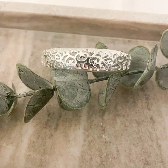 925 Sterling Silver Cuff Bracelet Bangle Bracelet Floral Cutout Chunky Bracelet - Picture 2 of 7